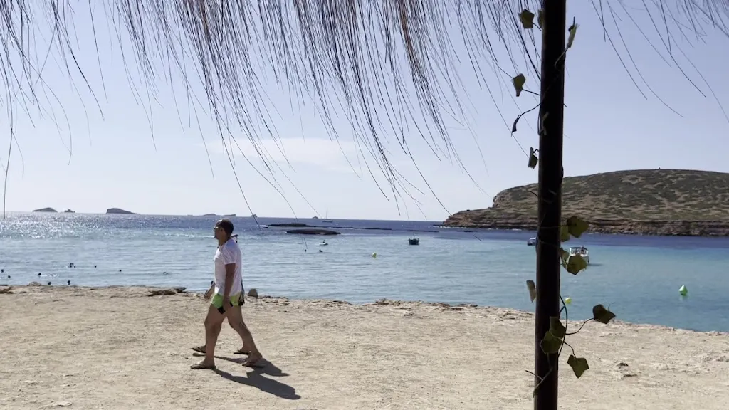 Sunita & Mimi Shroff_Restaurant s'Illa des Bosc_Sant Josep de sa Talaia_review