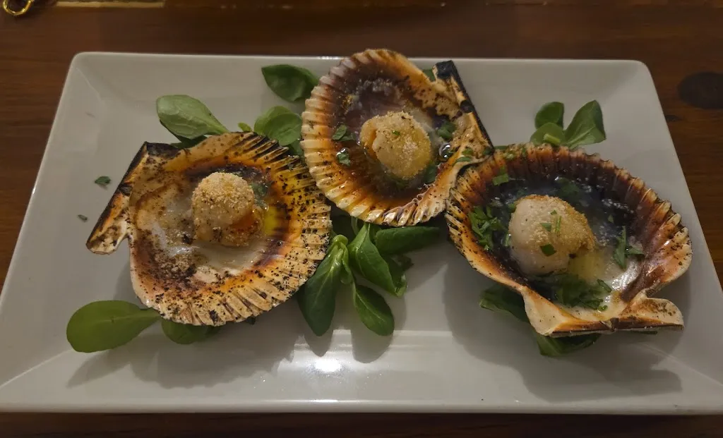 Kayleigh Farnworth_Yenuina - Gastronomia Mediterranea - Cocktail Bar_Sant Josep de sa Talaia_review