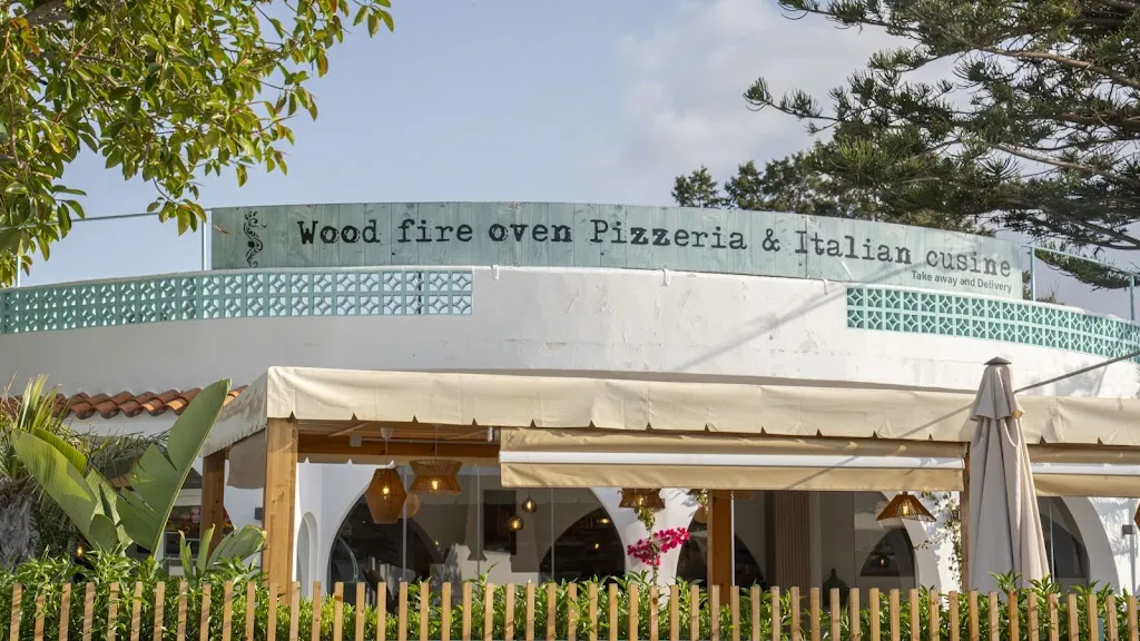 Ausonia Pizza Bar restaurant in Sant Josep de sa Talaia