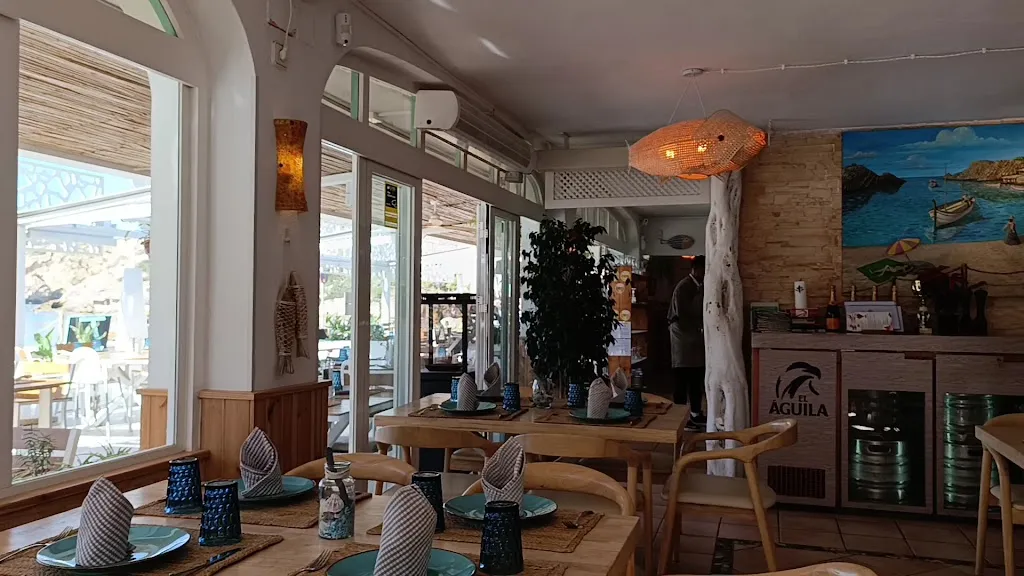 Jerry A_Restaurant Beach Coktail-bar Cana Sofia fresh Seafood Restaurant_Sant Josep de sa Talaia_review