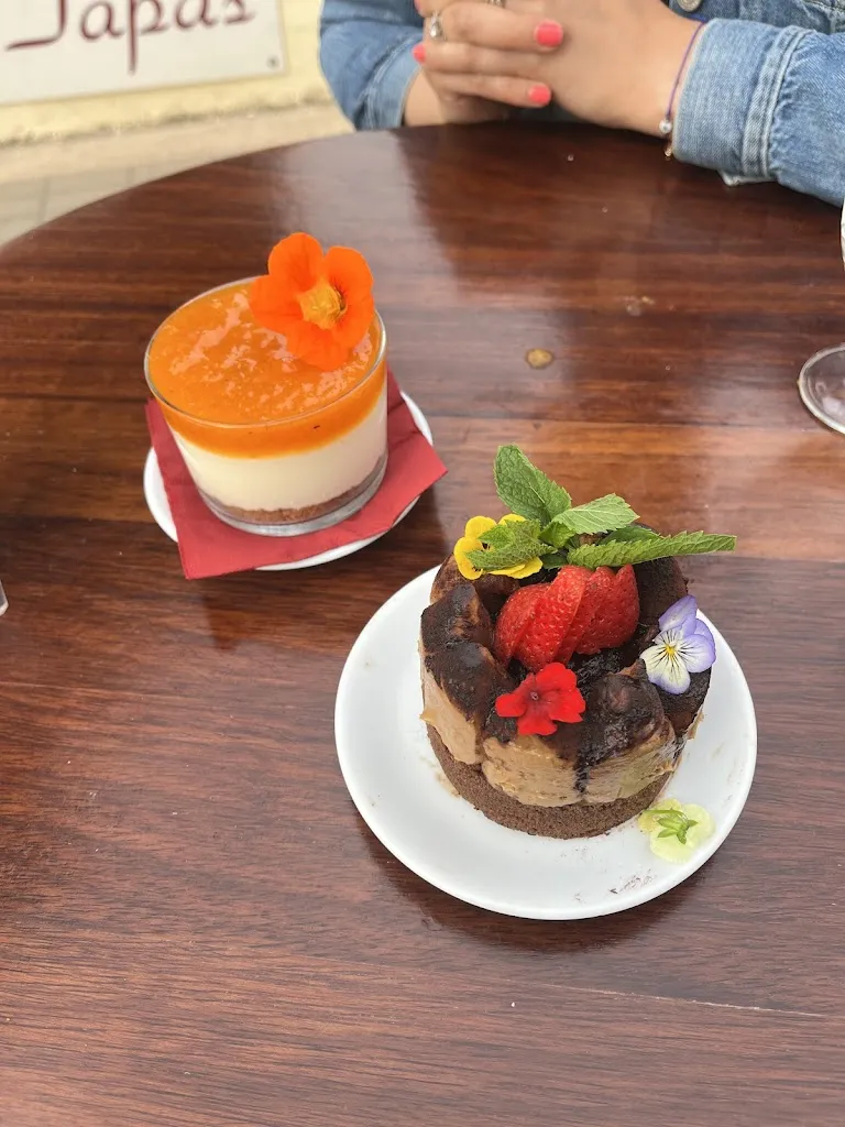 Rachel Coats_Destino Bar de Tapas_Sant Josep de sa Talaia_review