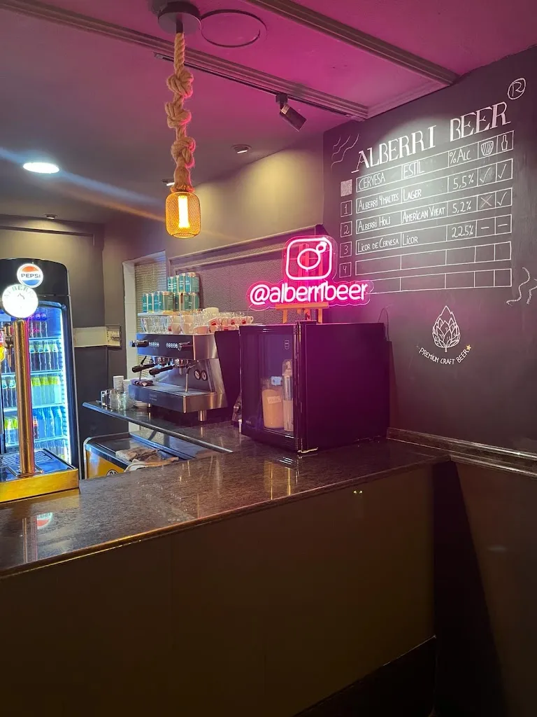 Cerveses Alberri Beer_Cocentaina_slider_image_3