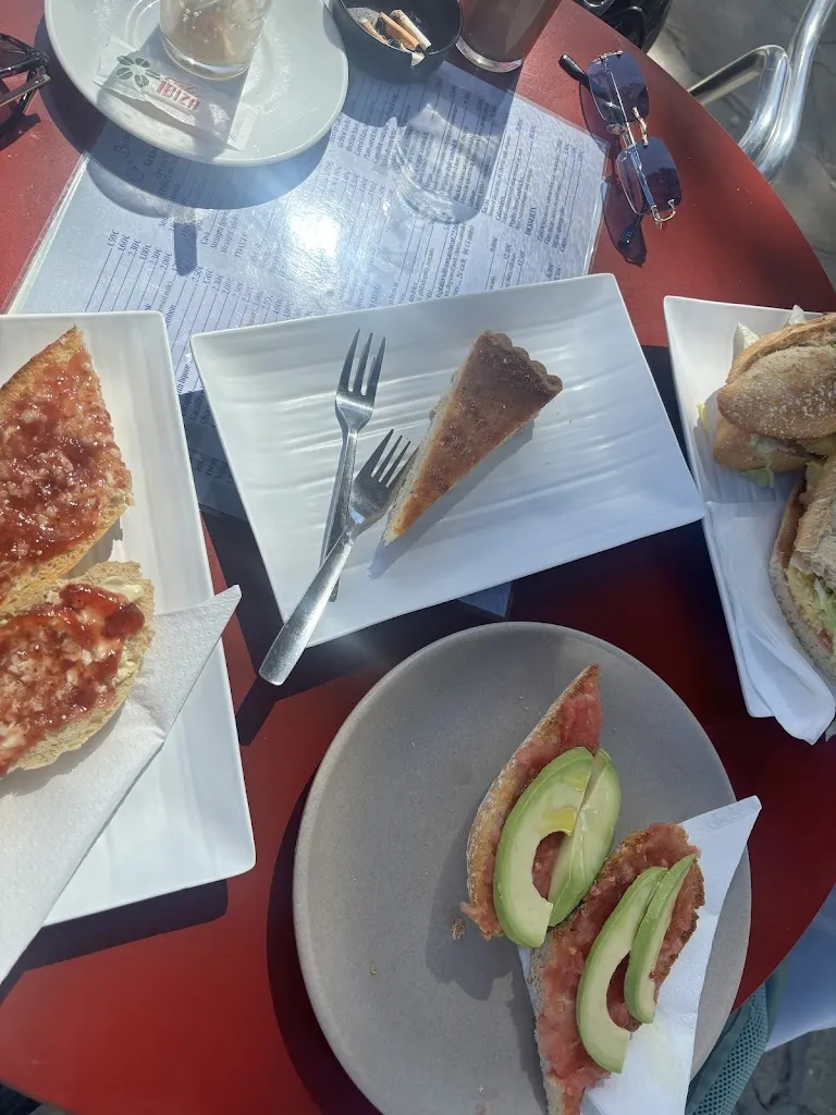 Ambre Barth_Can Bernat Vinya_Sant Josep de sa Talaia_review