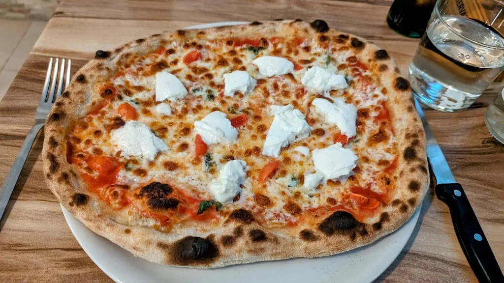 Adam McCalden_Pizzico di Pepe_Sant Josep de sa Talaia_review
