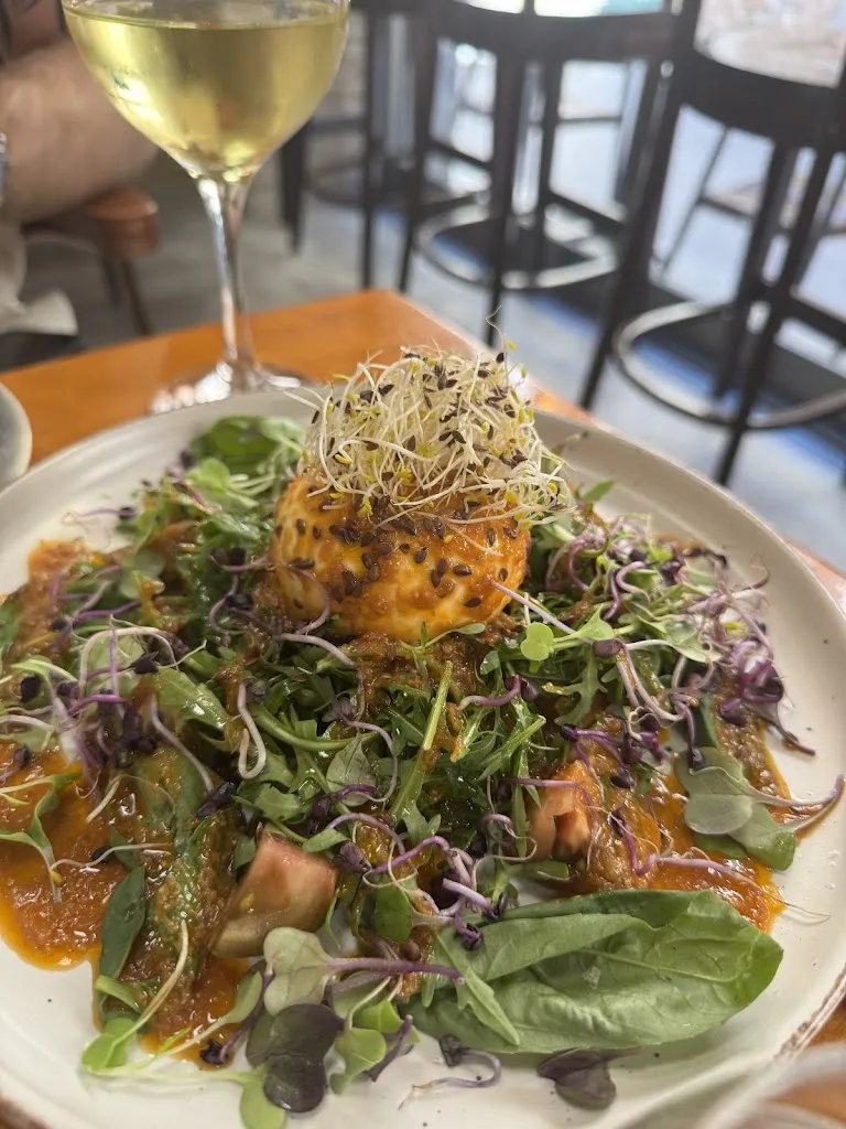 Xheni Ndou_Tres Llunes_Sóller_recensione