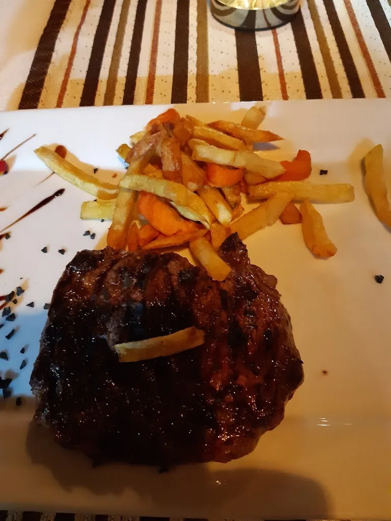 Nigel Bayley_Kambalache Asador Argentino catral_Catral_review