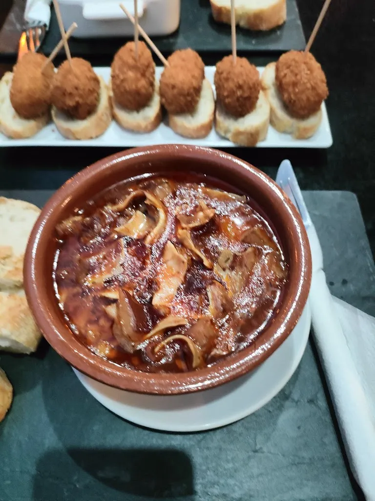 Menu_Bar Merlin_Son Ferrer_image_5