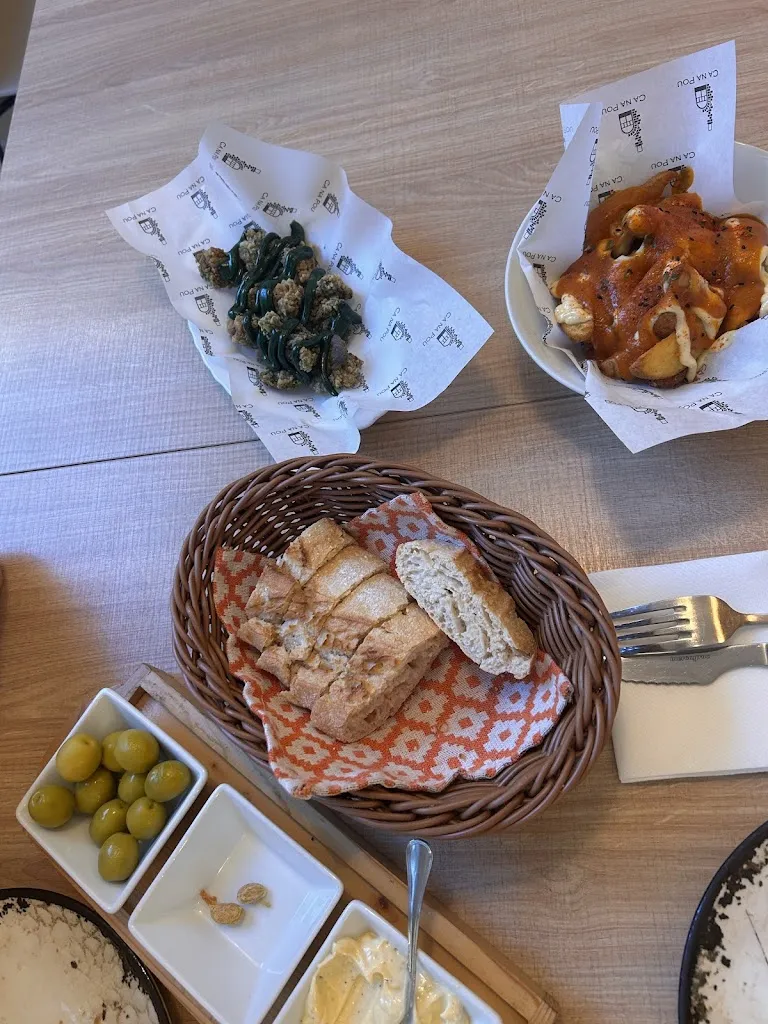 Sofia Panzarella Di Vincenzo_Ca Na Pou_Santanyí_review