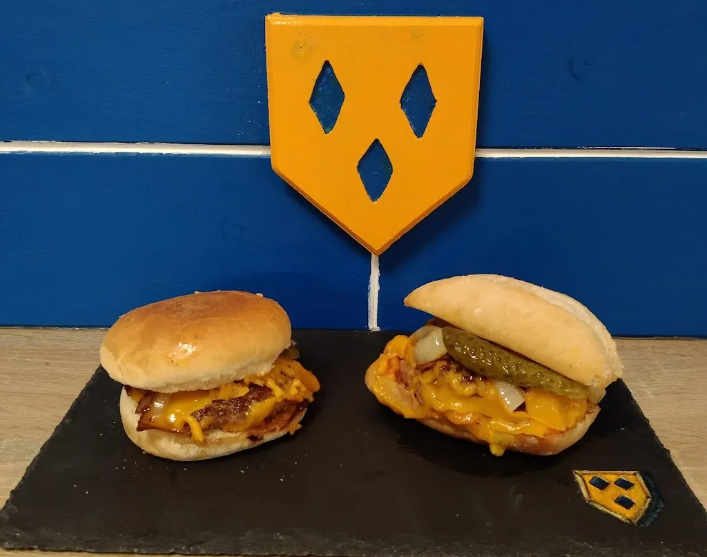 COSTELLO'S_Catral_slider_image_2