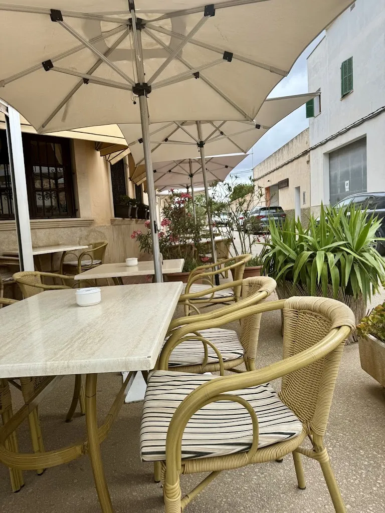 Jess Quintanilla_Restaurant Es Vinyet_Santanyí_review