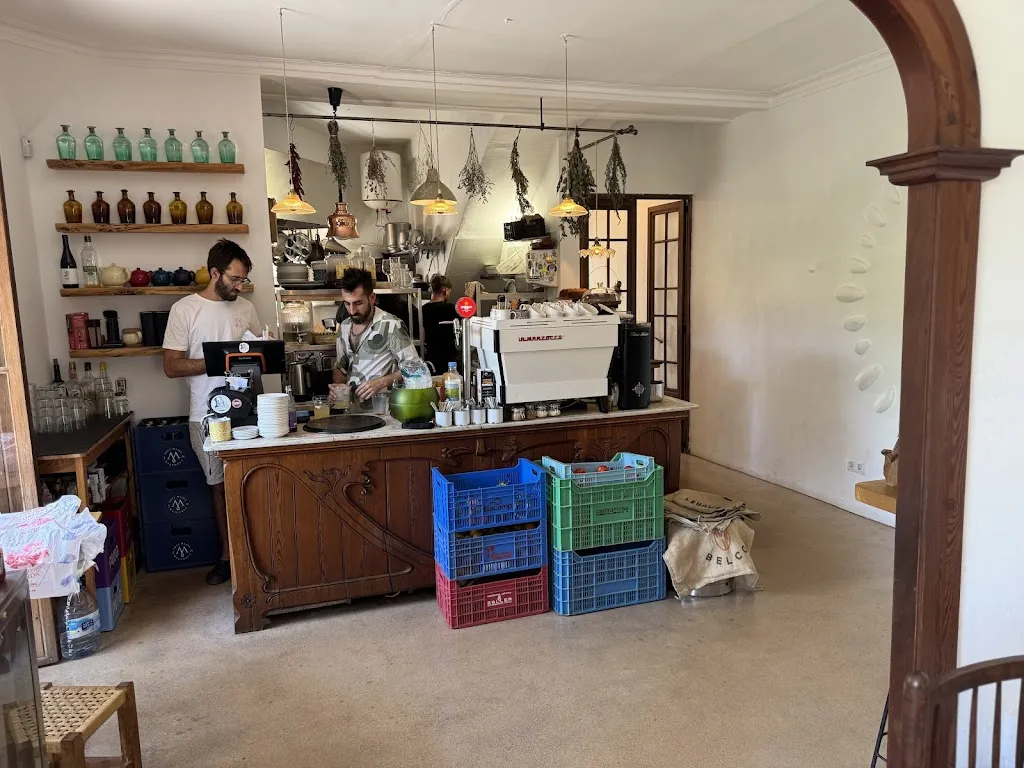 Sören N. Gustävel_Barbaflorida cafè_Valldemossa_review