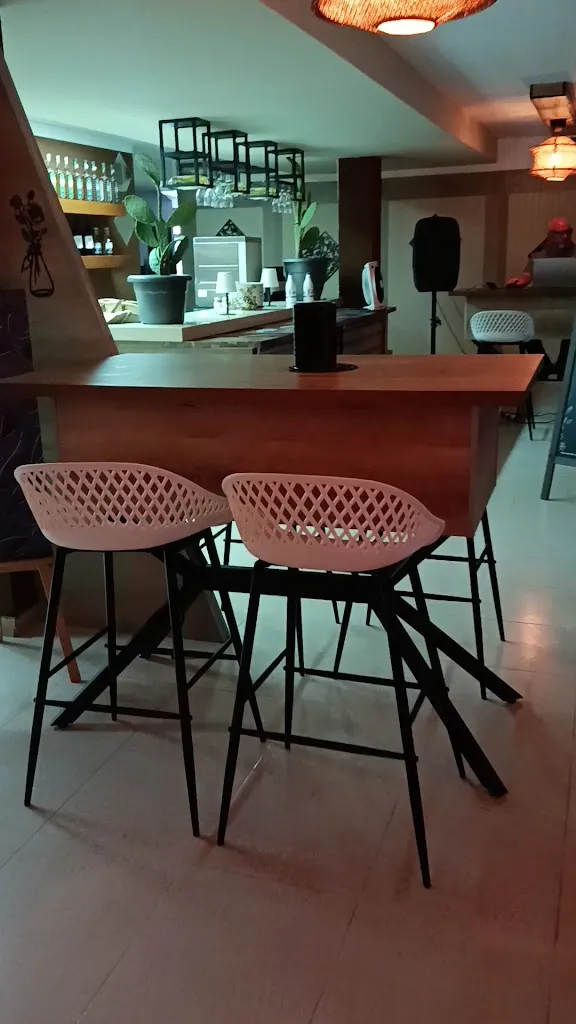 MA-15 Restaurant Escalope_Vilafranca de Bonany_slider_image_2