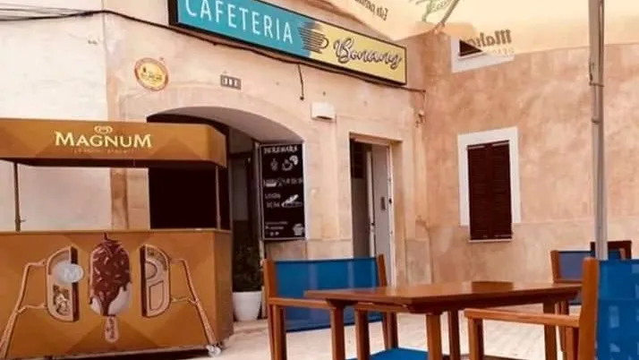 Cafeteria Bonany restaurant in Vilafranca de Bonany