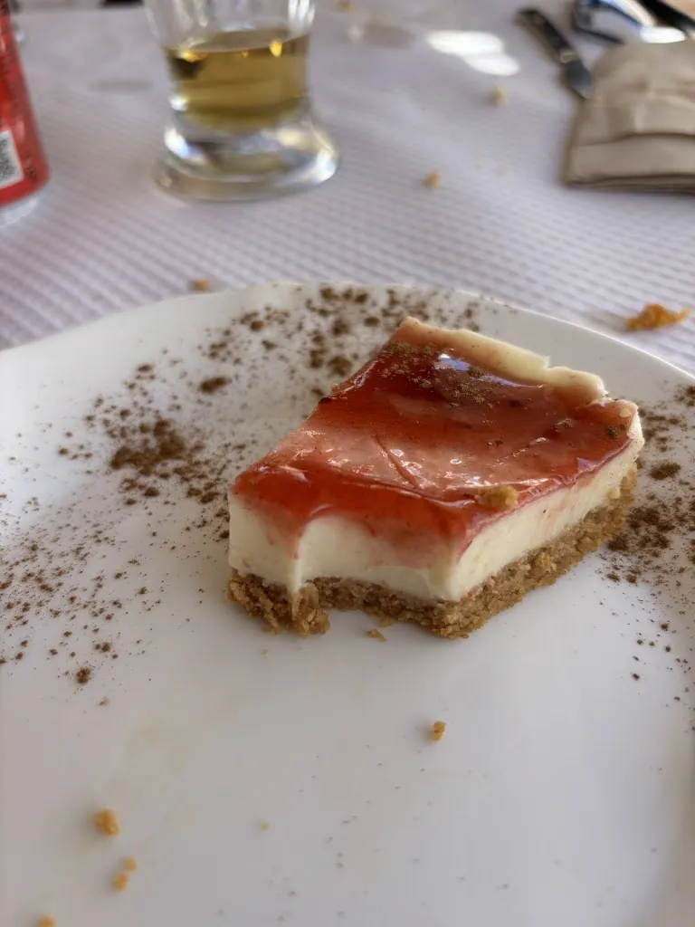 Menu_Bar de La Cruz_Aldeaquemada_image_8