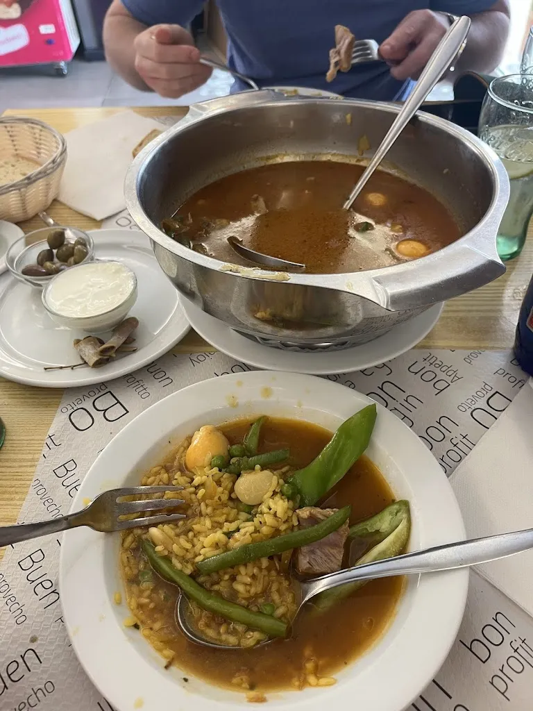 Adeline Foo_ES CÓS restaurant_Sineu_review