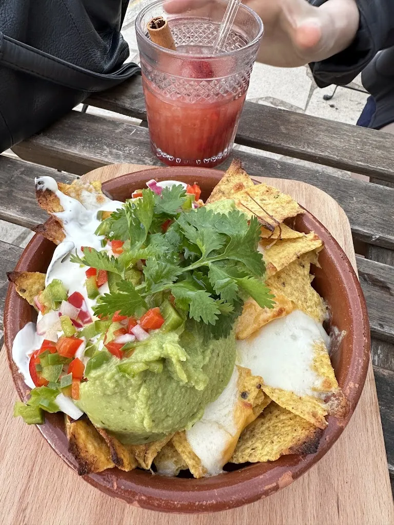 Pawel M_Can Pep Sineu_Sineu_review