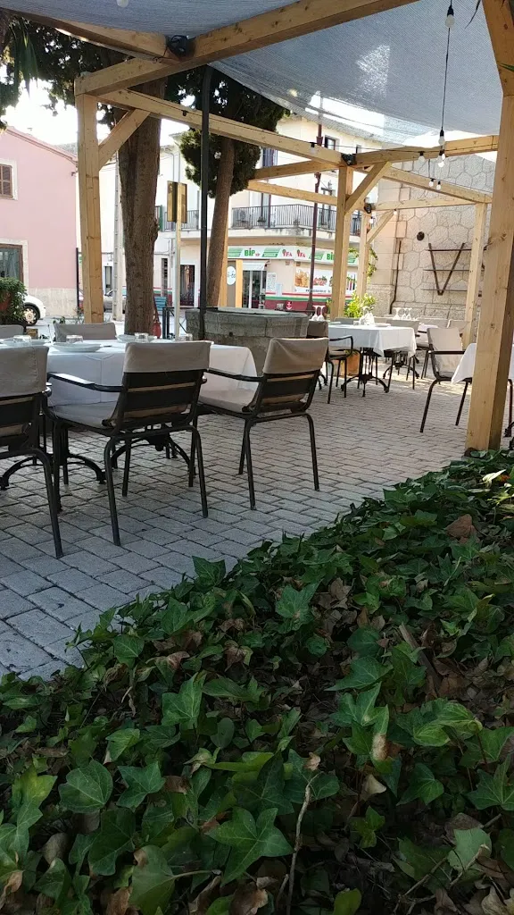 Vi-és Restaurant Sineu_Sineu_slider_image_2