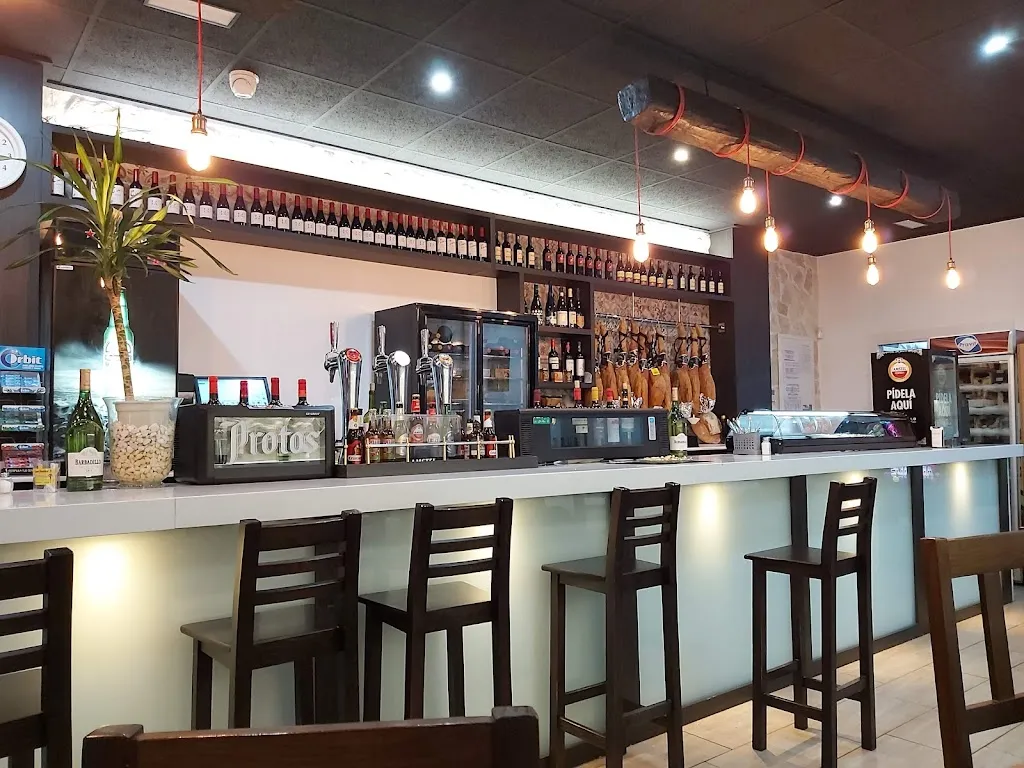 Bar El Burladero restaurant in Catral