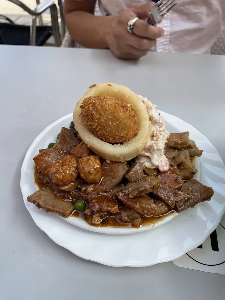 Amy Shepheard_Bar Triquet_Sineu_review