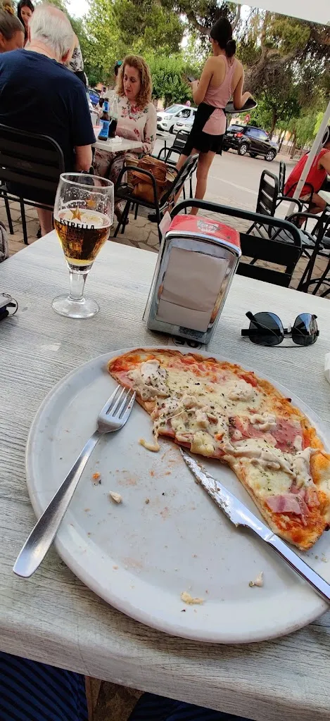 IOhNoNotAgainI_Bar Triquet_Sineu_review