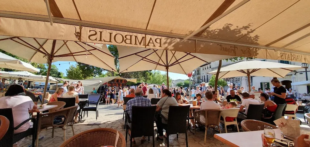 Bar Triquet restaurant in Sineu