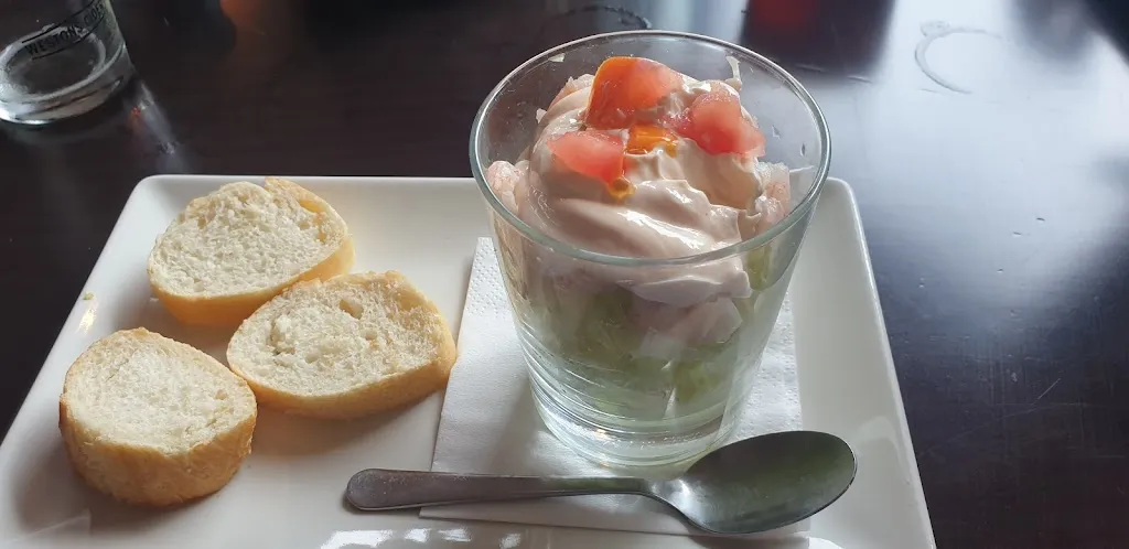 Tanya Poulton_The Dog & Firkin Traditional Pub_Catral_review