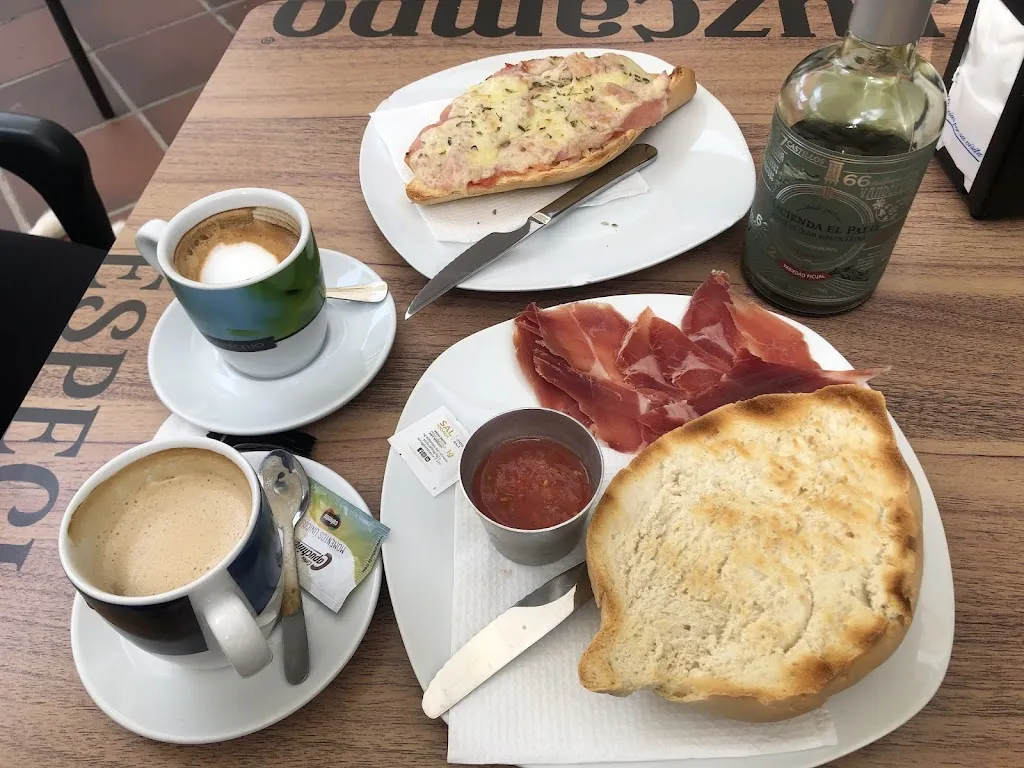 Restaurante Piquía_Arjona_slider_image_1