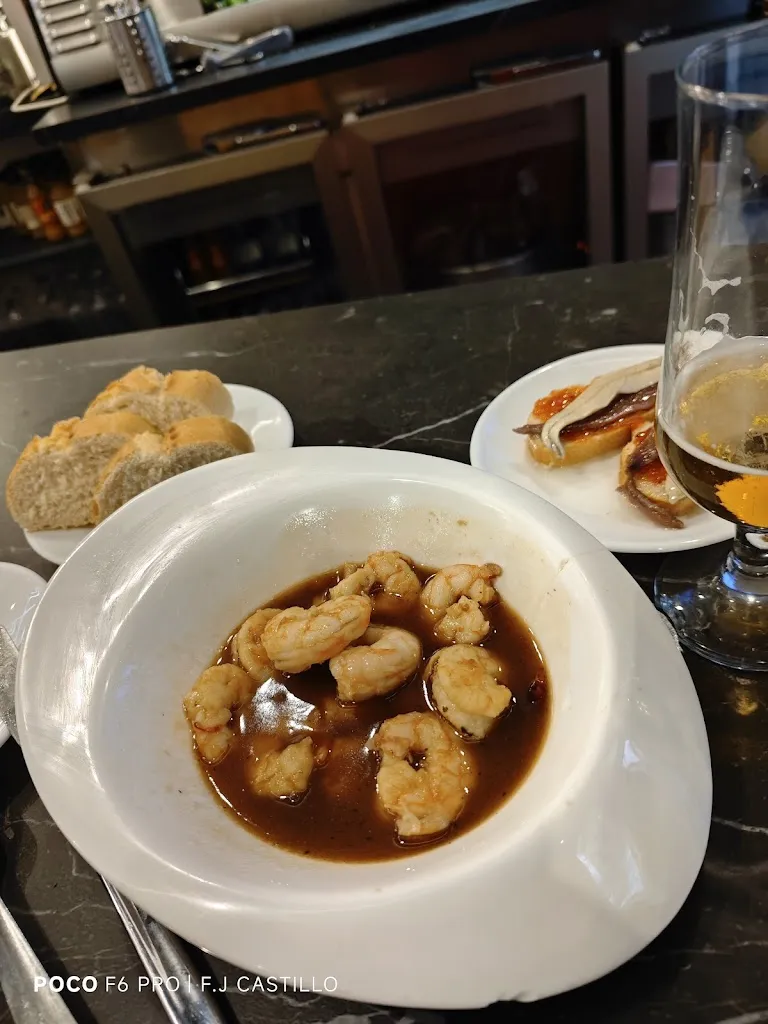 f. jose castillo castillo_Café - Bar - Restaurante 