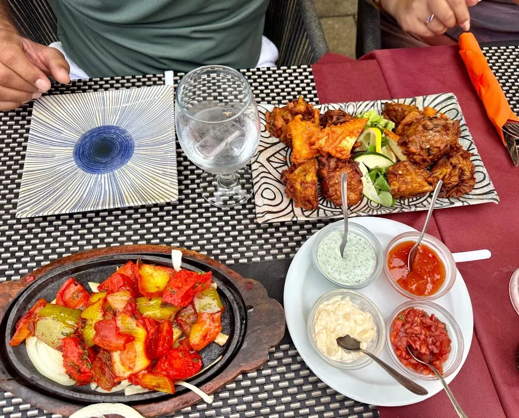 Zada_Door To India_Santa Ponsa_review