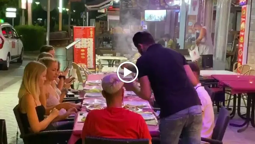 Door To India_Santa Ponsa_slider_image_2