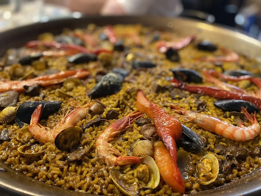 Isaac Carrillo_TARI BARI RESTAURANTE_Catral_review