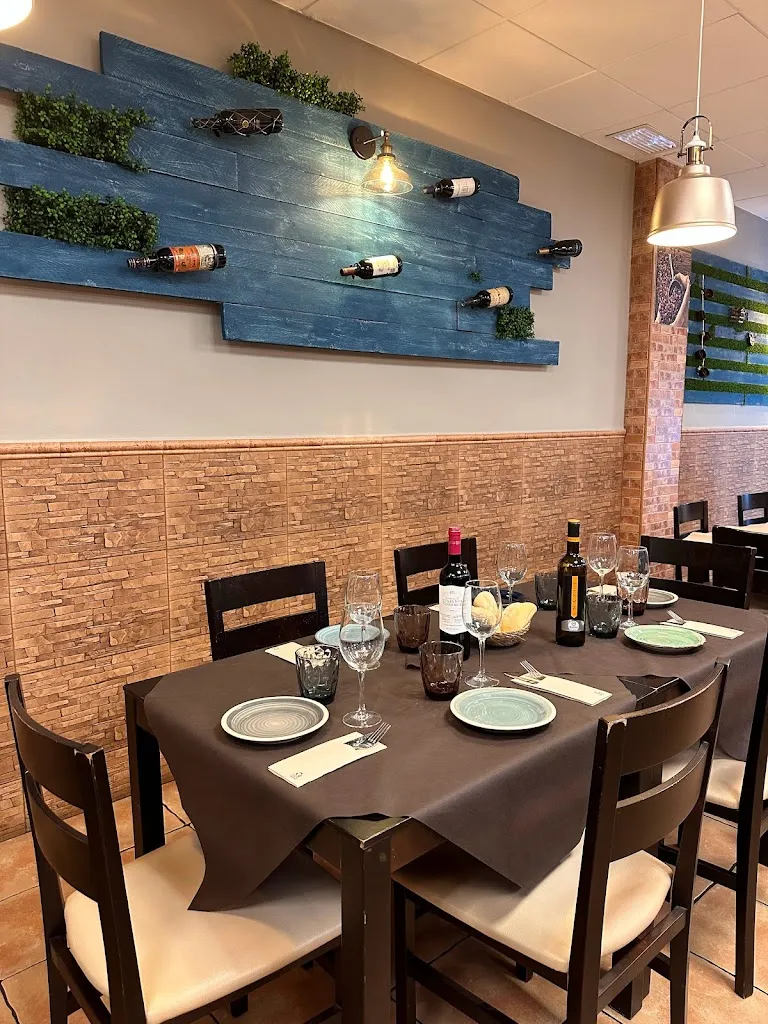 TARI BARI RESTAURANTE restaurant in Catral