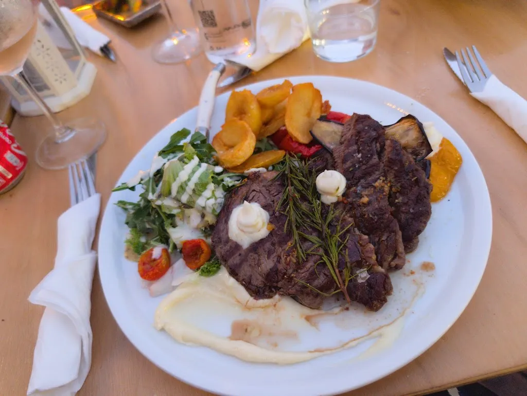 Gary Jones_IL VIVO ITALIAN URBAN STYLE_Santa Ponsa_recensione