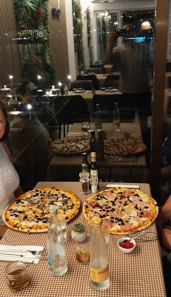 Pauline Magrath_Ciao Bella Santa Ponsa_Santa Ponsa_avis