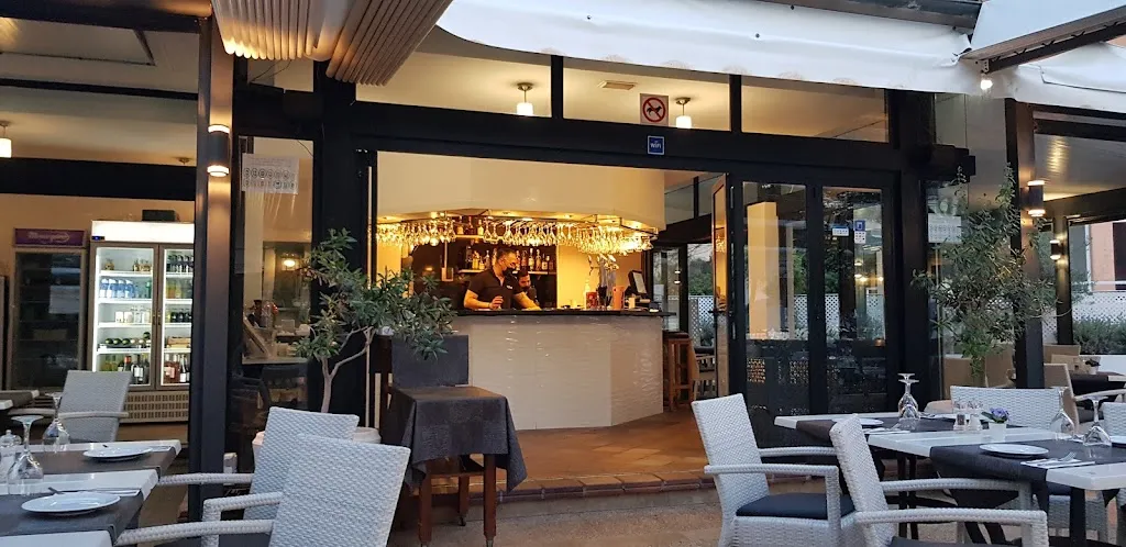 Fat Sams Bar & Grill restaurant in Santa Ponsa