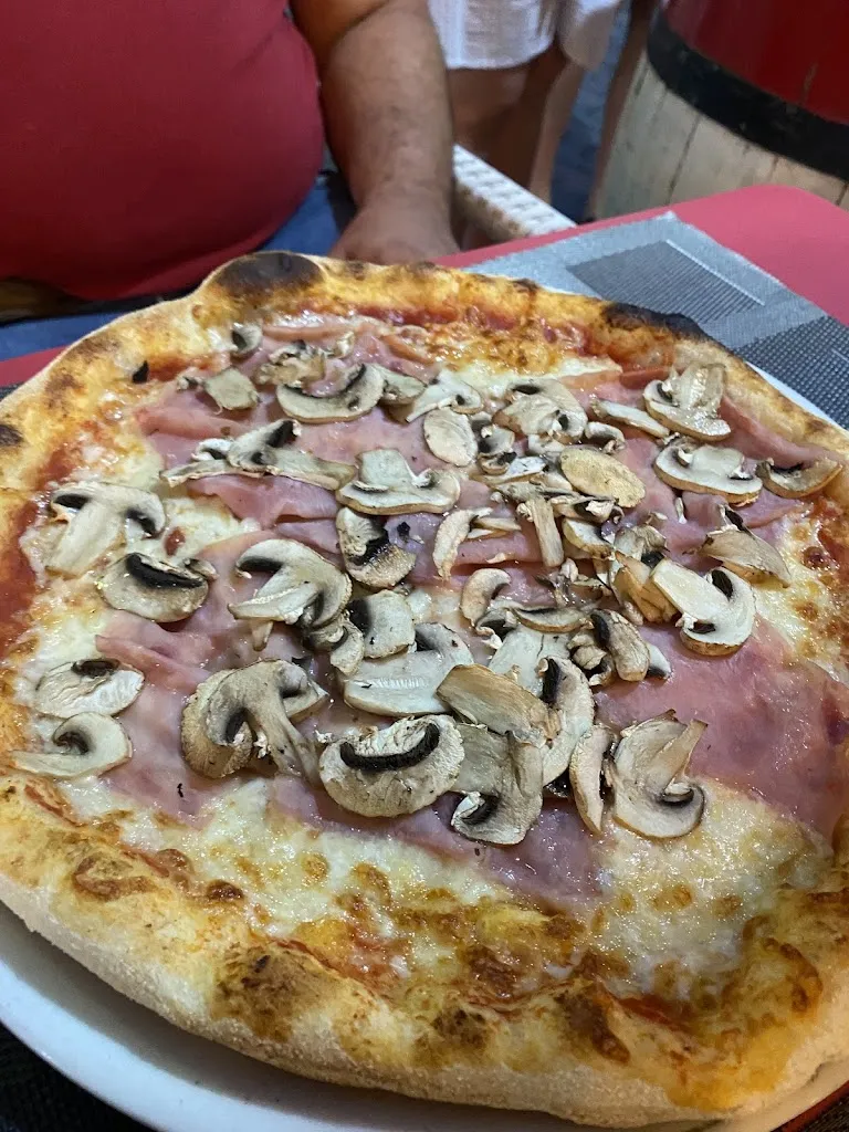 Menu_pizzeria Italia_Santa Ponsa_image_4