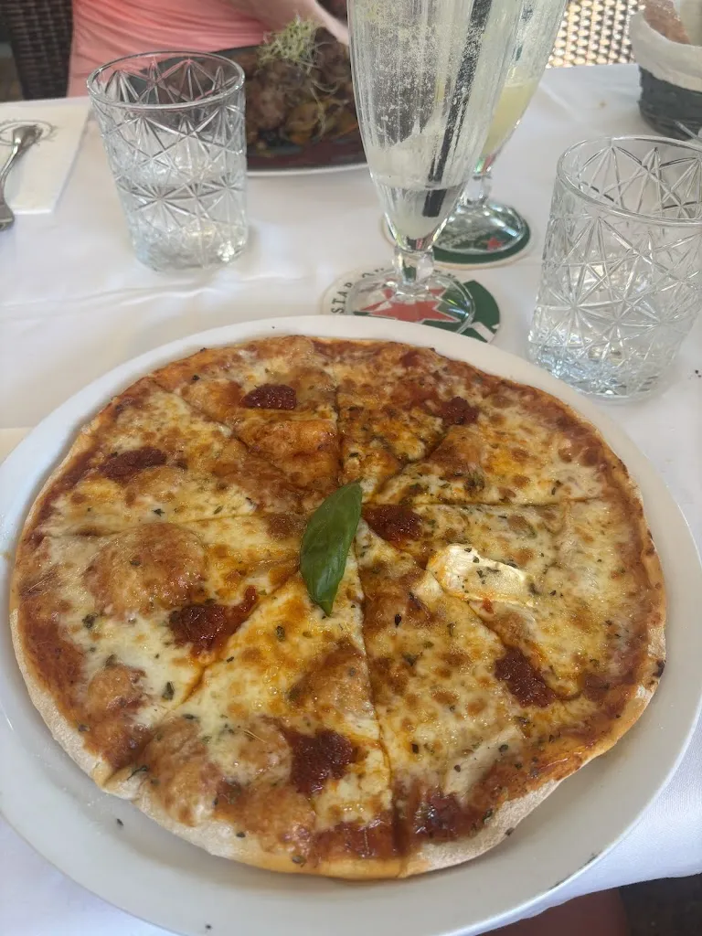 Claire Louise_Restaurante Royal Garden_Santa Ponsa_review