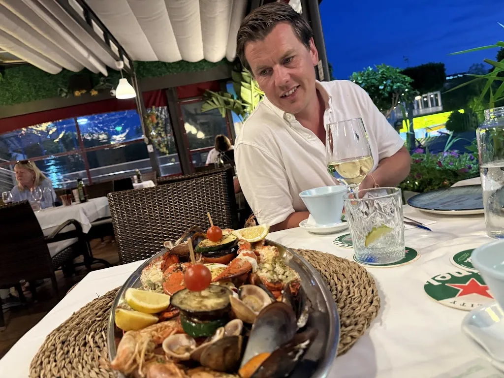Jenny Paling_Restaurante Royal Garden_Santa Ponsa_review