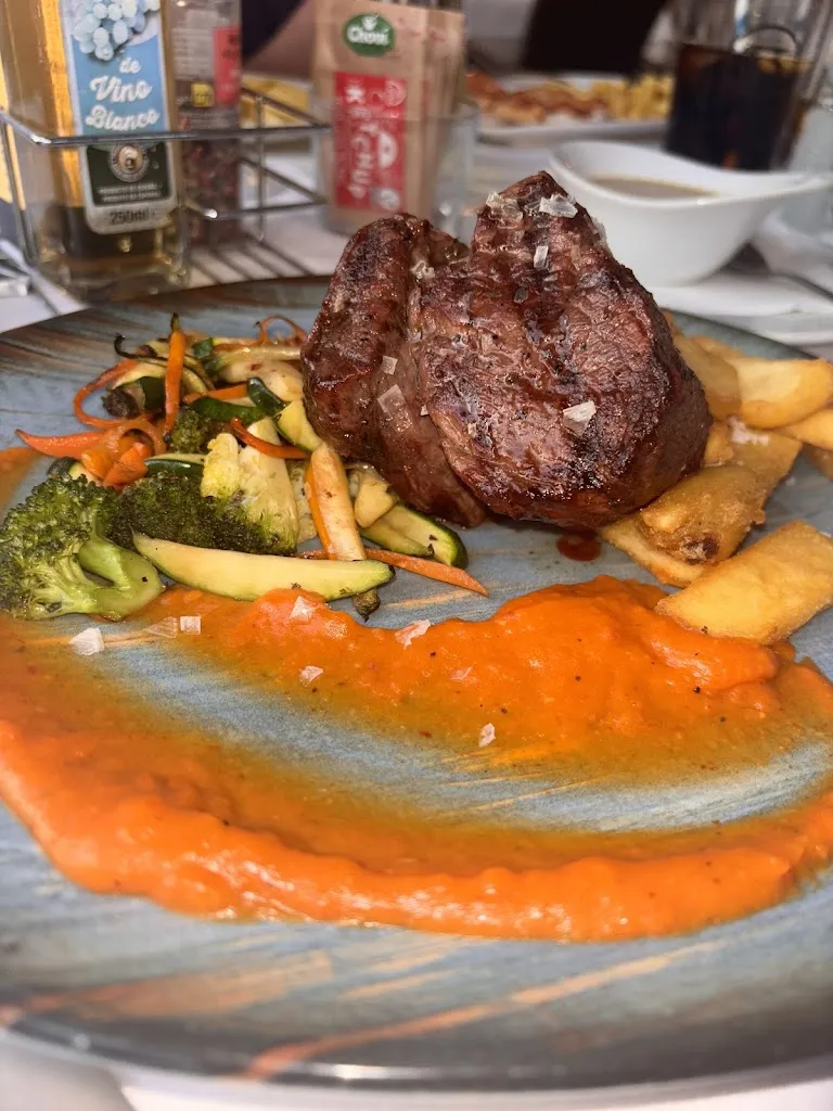 Ali Kelly_Restaurante Royal Garden_Santa Ponsa_review