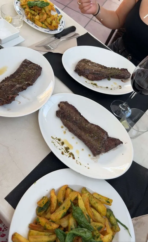 Sona Sargsyan_LA PORTEÑA , Parrilla Argentina_Santa Ponsa_review