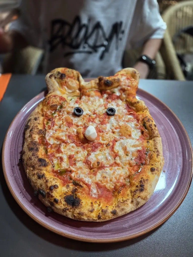 Dawid Lamperski_TAPAS & PIZZERÍA BEACH_Santa Ponsa_recensione