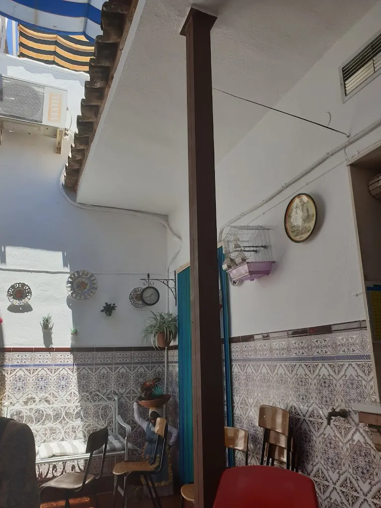 Eduardo Laza_Cafe Bar Ejarramanta_Arjonilla_recensione