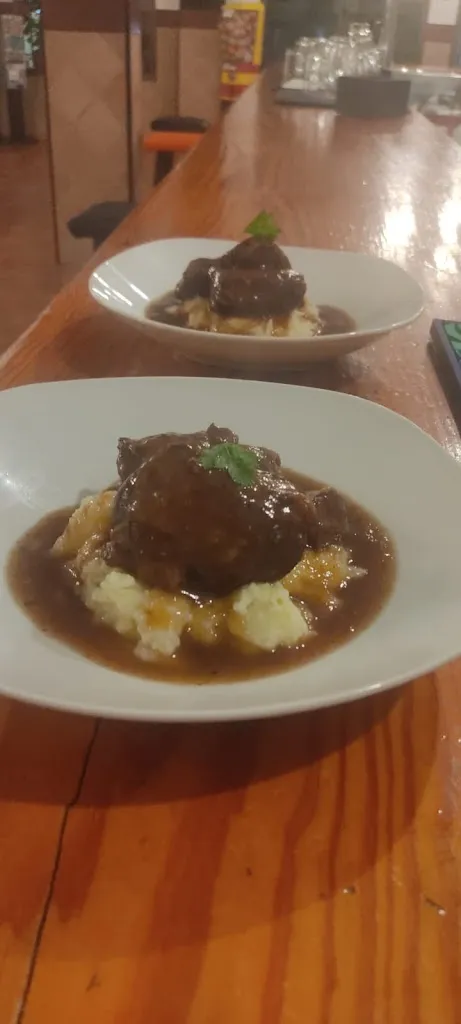 Guzman Patiño_Gastrobar El llano_Arjonilla_review