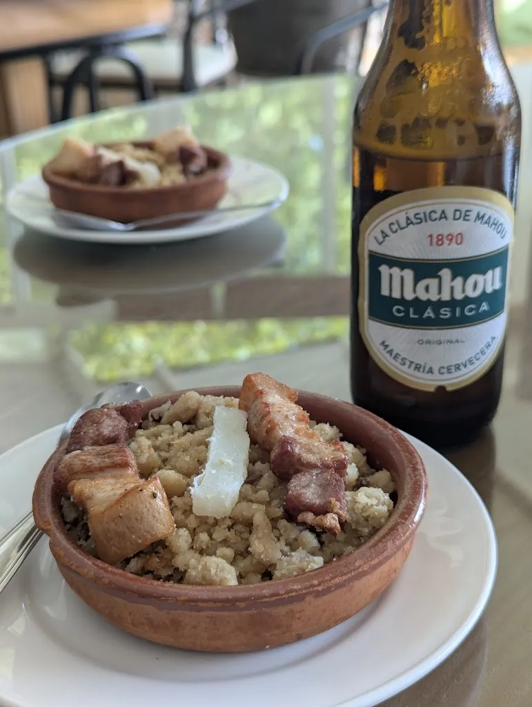 Domi Fernández_Hostal Restaurante La Noria_Arquillos_review