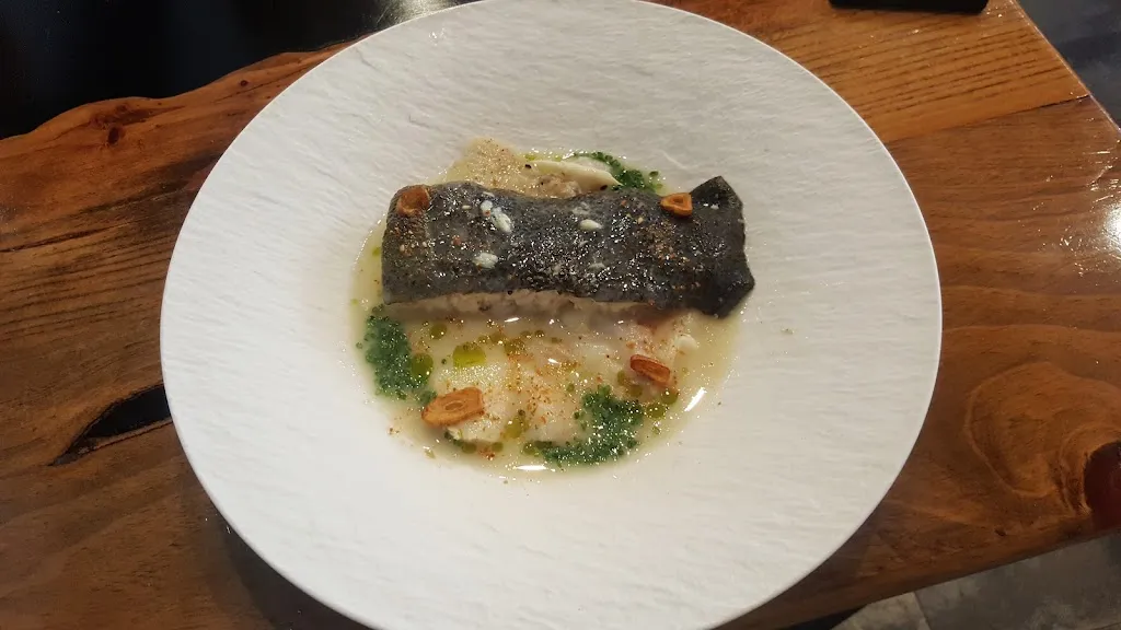 James W H_Restaurante 