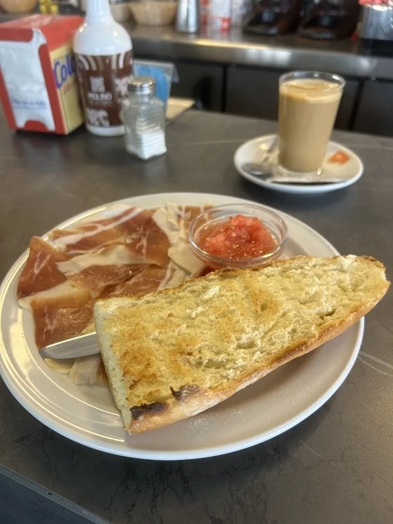 Restaurante Faro_Alcaudete_slider_image_3