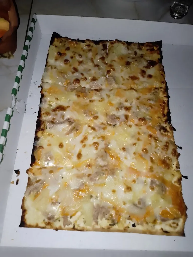 Yao yao pizzeria restaurant in Alcaudete