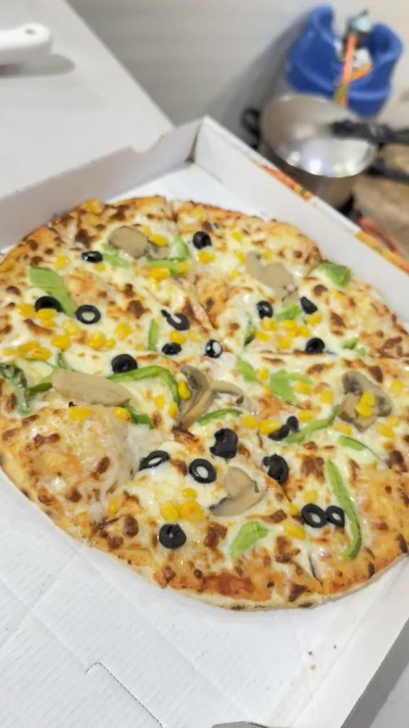 Akram Pizzería & kebab (Moha) Catral حلال restaurant in Catral