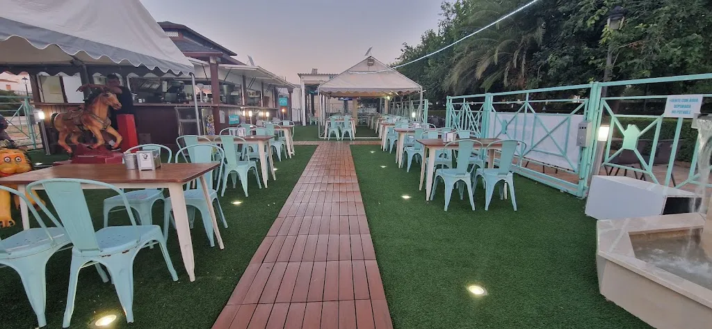 Mi Casa Snack-Bar restaurant in Arroyo del Ojanco