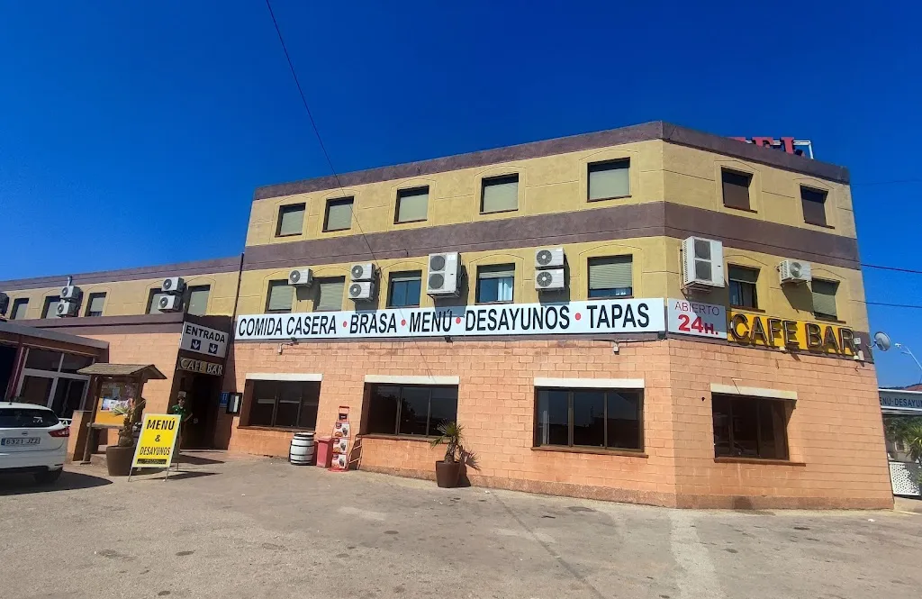 Hotel El Arroyo_Arroyo del Ojanco_slider_image_1